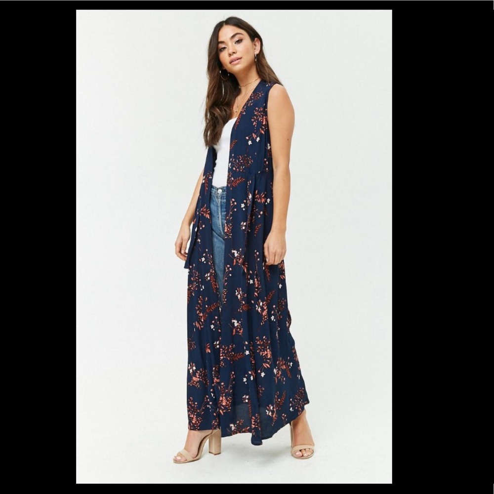 Forever 21 Longline Floral Vest - Navy Blue